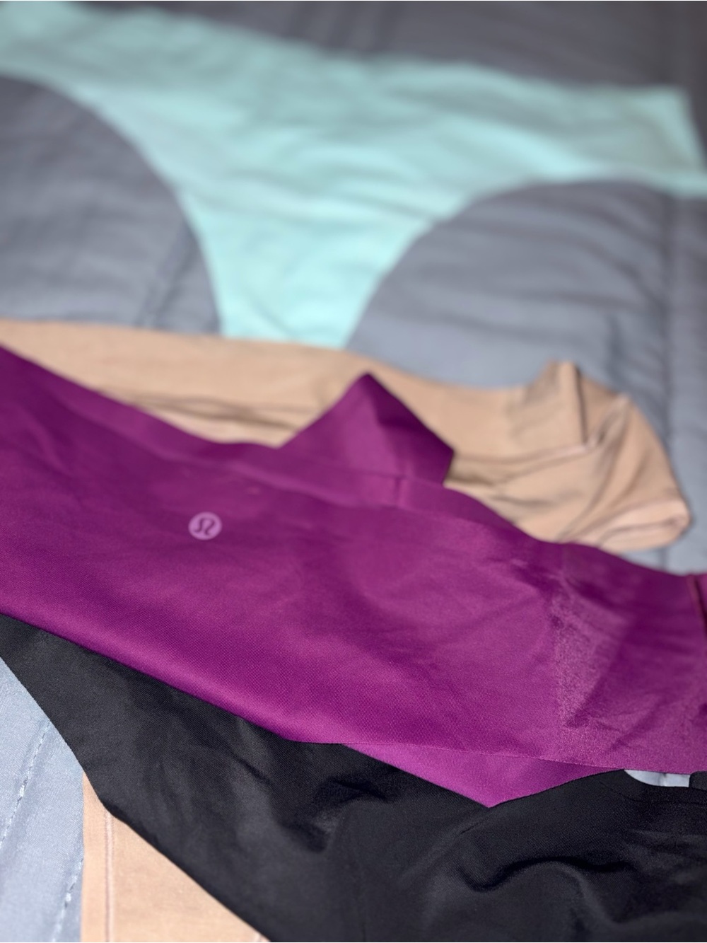Lululemon 7 pair NWOT thong panties size L - Picture 7 of 7